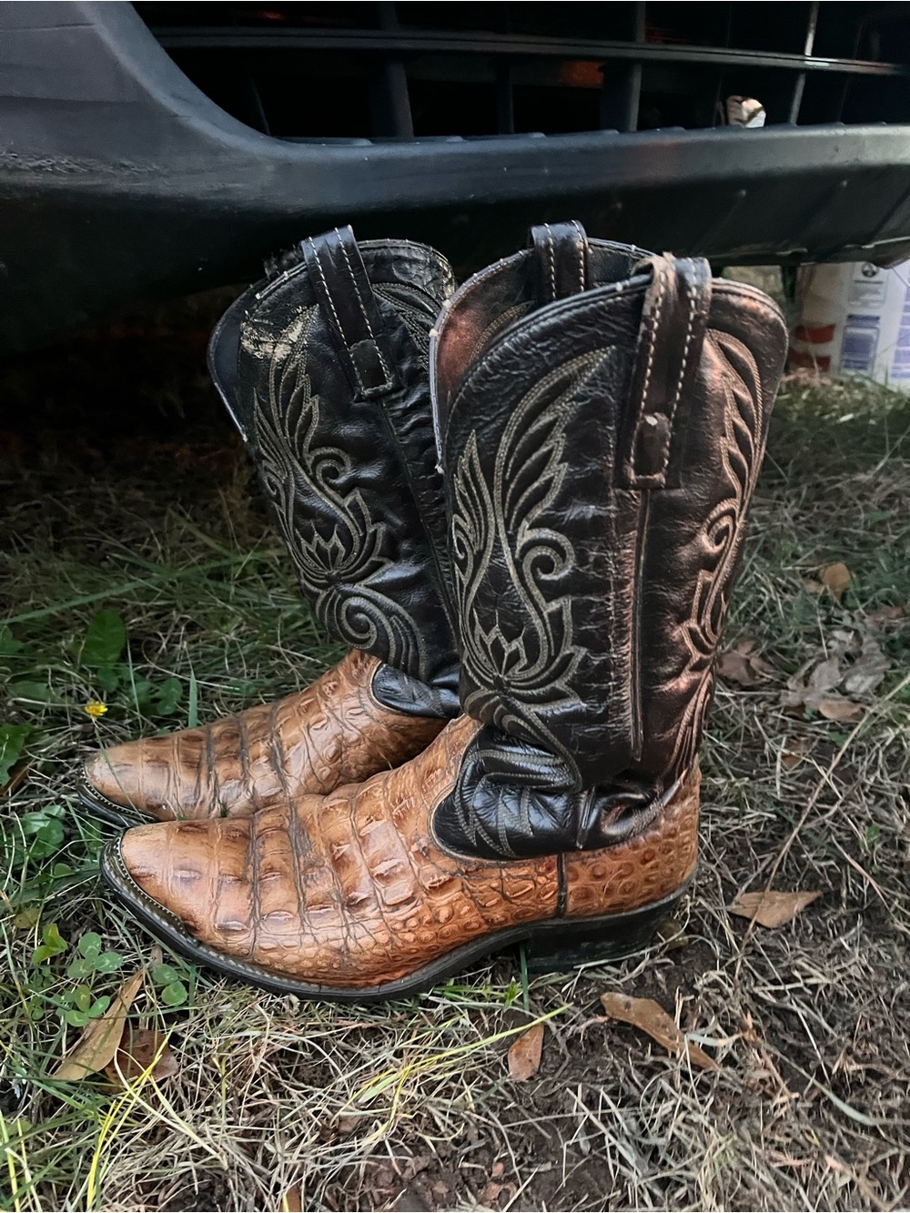 Men's Two-Tone alligator skin Embossed Western Cowboy Boots - Brown/Black